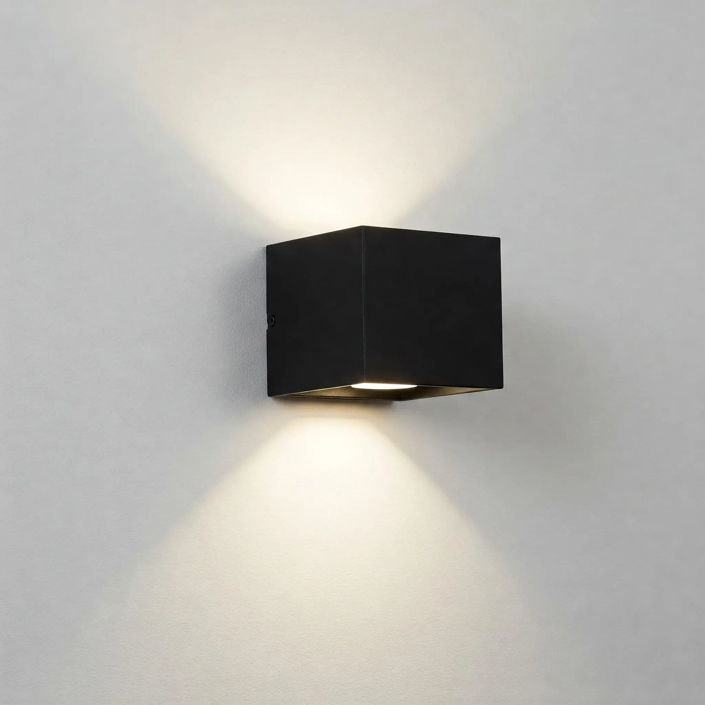 Lámpara LED Arbotante Cuadrado 41052 - 12W | Iluminación Moderna y Eficiente