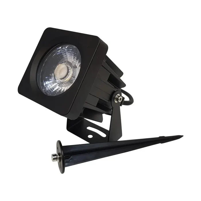 Luminario con estaca LED exterior 15W luz cálida 3 000K